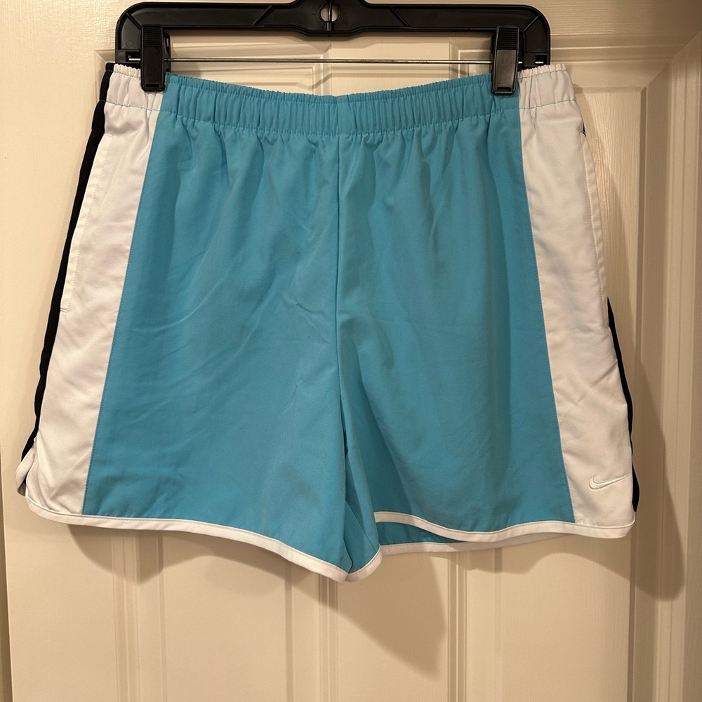 Nike tennis shorts size Medium
